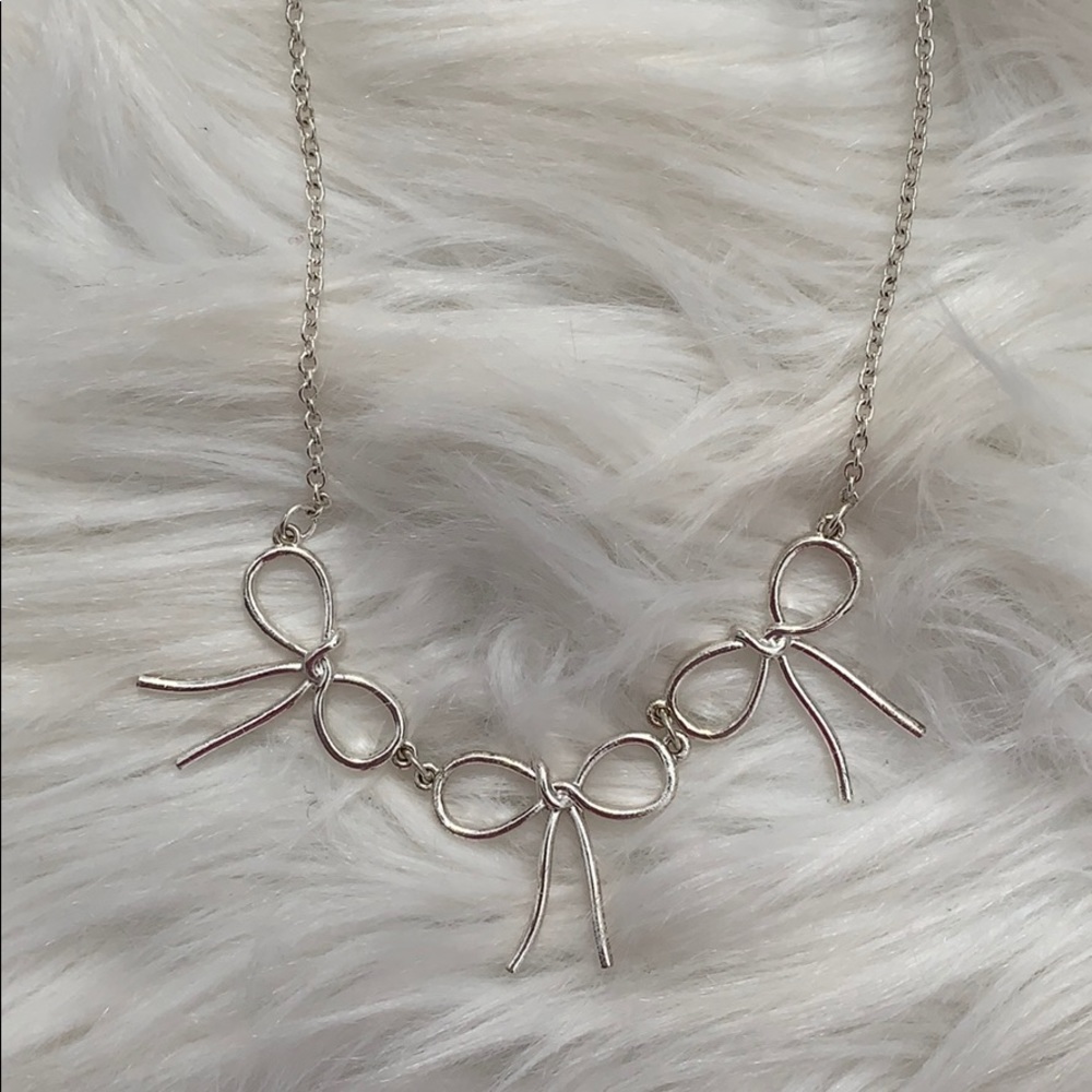 Bow tie necklace